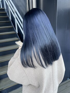 シオ ヘアー デザイン(Sio. hair design) 夜も映える ハイトーンブルー
