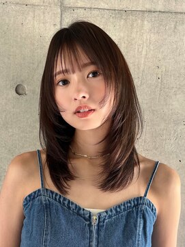 ガーデンヨコハマ(GARDEN YOKOHAMA) ミディアムレイヤーカットオリーブベージュワンカール内巻き