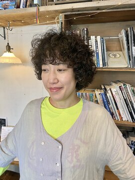 ヘアーアイストゥーレ(HAIR ICI TRE) 20代30代40代くるくるふんわりカールショート抜け感小顔
