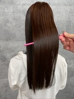 イシン(ISIN)&nbsp;黒髪/縮毛矯正/髪質改善/インナーカラー[保土ヶ谷]