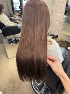 ペレ 栄 アネックス(PELE栄ANNEX) 韓国 くびれロング レイヤー ワンホンヘア 小顔前髪