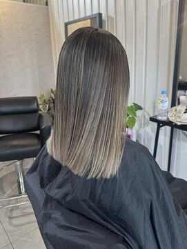 ヌエン 渋谷(NU/EN) グレージュバレイヤージュ