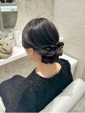 ベルグロー(BELLEGROW) アップヘア/お呼ばれヘア/キレイめスタイル