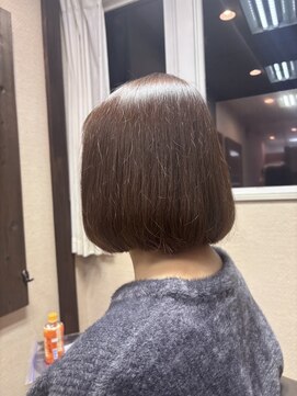 大人可愛いストレートワンレンボブ×透明感ナチュラルブラウン