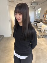 サークル(CIRCLES)&nbsp;艶髪ダークカラーロングヘア