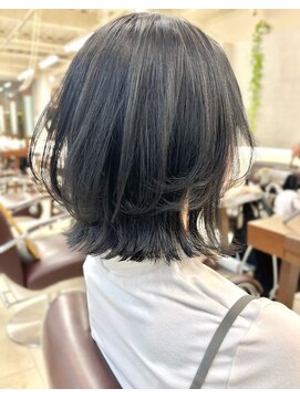 キアラ(Kchiara) 暗めでも透け感ボブレイヤー×グレージュ透明感Kchiara奥野