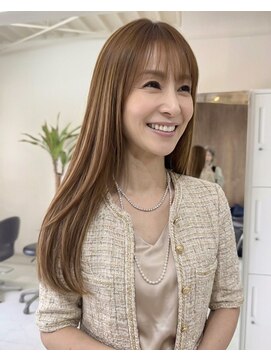 零秒女髪 千里丘店 髪質改善で叶える上品な艶ロングヘアカラー艶髪美髪艶カラー艶感