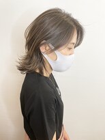 ナナバイロッカ(nana by rocca)&nbsp;外ハネくびれミディ［/髪質改善］
