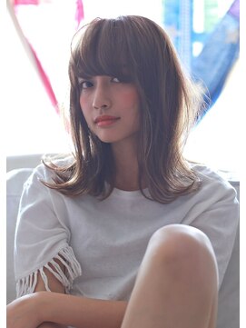 ラべリー 池袋(LOVELEY) 外ハネミディ ヘアカラー 【 池袋 】