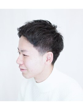 トマト(tomato) ツーブロック風刈り上げ