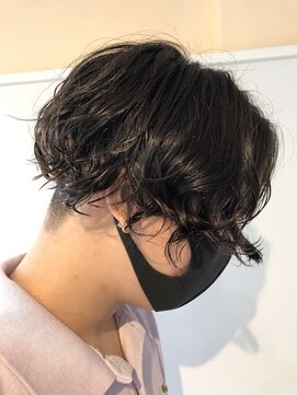 シアン(CYAN) 【メンズナチュラルパーマ】中野れお