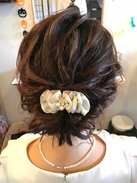 ヘアーアンドメイク ベニーレ(Hair&Make Venire) アップスタイル
