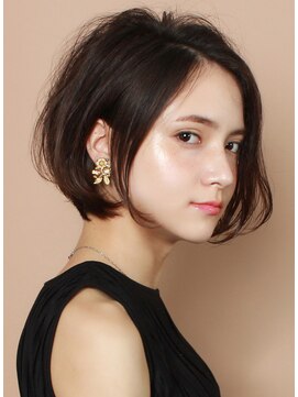 ロビー 表参道(ROBBY) ショートボブ/前下がり/前髪長め/大人美人/30代・40代