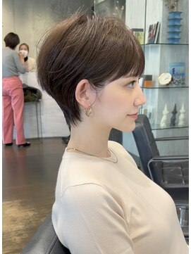 ロビー 表参道(ROBBY) 大人ショート/ひし形シルエット/前髪あり/耳掛け/30代・40代