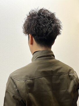 ヴィーダ(vida) 【vida まりな】サーフアップバング ショートパーマ