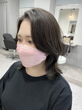 アデプト 北千住店(adept) 【adept北千住 エリスタイル】くびれミディ×アッシュカラー