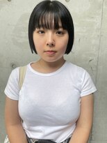 リル(Lilu)&nbsp;2024.10 ぱつっとしたラインのあるボブ☆ 堀家碧