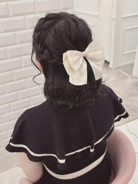 リルミー(Lilme) 編み込みハーフアップ＊まゆ