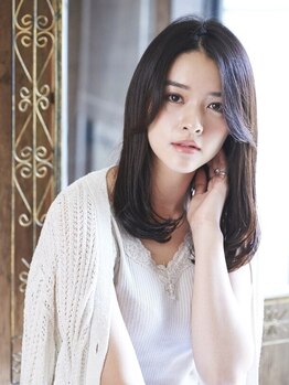 アシュリー(ashuley)の写真/縮毛矯正とは一味違うコスメストレートが大人気。ボリューム感を残しながらクセは伸ばしてくれる♪
