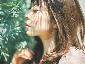 ディフィーアトリエ(defi atelier)の写真/自分へのご褒美に..*ツボもしっかり抑えコリやすい頭皮をじっくりほぐす◎心地良いマッサージに癒される♪