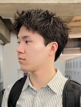 フィフス 仙台(fifth) 仙台スパイキーショートパーマフェザーショートメンズ毛流れ30代