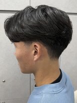 ニコ トウキョウ ロジック(nico TOKYO Logic)&nbsp;メンズセンターパートニュアンスパーマフェザーパーマ