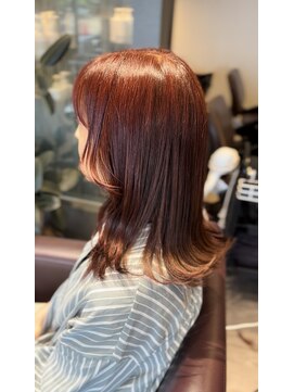 ブル(b.u.l.l.) レッドカラー