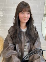 ジーナ 西新(Zina) 透明感オリーブグレージュ