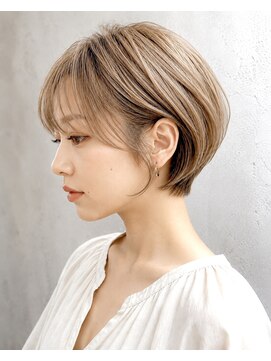 ウィールール 栄町店(WE RULE) 大人の丸みショートボブ ミルクティーベージュ