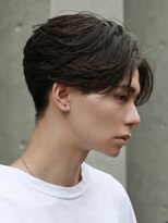 ラクーントウキョウ(RACCOON.TOKYO)&nbsp;フェザーパーマ　ニュアンスパーマ　センターパート