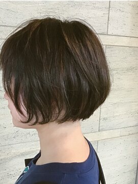 エッセンス アッシュショートスタイル