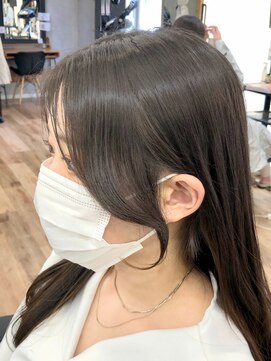 リコバイアフロート(riko by afloat) 流れるお顔周りcut