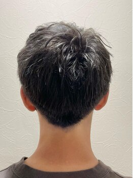 ヘアーランプ(hair Lamp)の写真/【駐車場あり◎】［☆学割☆シャンプー&カット￥3300］ON/OFFおしゃれにキマるスタイルへ＊ 