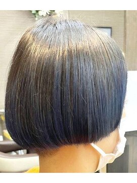エノモト(ENOMOTO) すっきりショートボブ ツヤ髪ブルーブラック