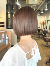 オプスヘアーアネロ(OPS HAIR ANELLO) ハイトーンボブ×艶カラー×顎ラインボブ