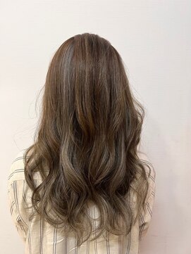 ナナナ パレナ 宝塚店(nanana parena) ほんのりオリーブくすみベージュ♪赤味オフ透明感カラー