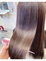 ロジーリリーヘアーズ(Rosy Lily hair's)&nbsp;白髪ぼかし　艶々カラー