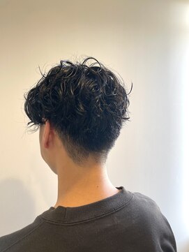 エファッセ 鴻巣2号店(efface) マッシュパーマ×アッシュブラック×刈り上げ×ダークカラー