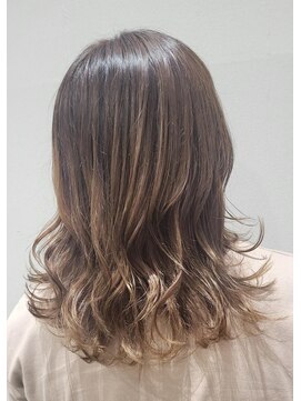 ヘアー ル シェーヌ キューブ(hair le chene CUBE) グラデーションカラー