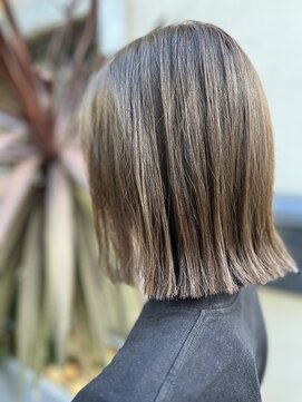 サーティーン(THIRTEEN) パッツリボブ イメチェン(20代)