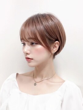 ルエラ 堅田(Luela) 丸みショートボブ