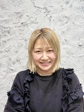 ヘアーズ シェトワ 上桂店(Hair's SHETOWA) 数井 江梨子