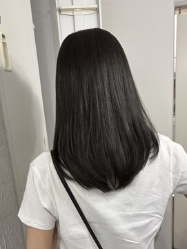 リュンヌ(Lune) アッシュグレー×レイヤーカット/暗髪/美髪/透明感カラー/YU228