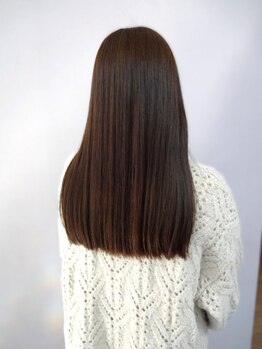 経験豊富なベテランスタイリスト在籍◇幅広い年齢のお客様の要望に応えることができるアットホームサロン♪