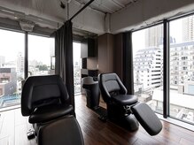 仕切りあるシャンプー台で至福のひと時を…♪