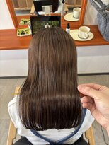 チル(Chill)&nbsp;【白髪ぼかし】イノアカラー【髪質改善】ウルトワトリートメント