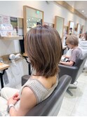 白髪ぼかし細めハイライト30代40代50代レイヤーカット【藤沢】
