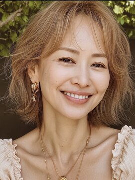 アヴァンス プロデュース バイ エガオ 大阪梅田店(AVANCE. PRODUCED by EGAO) 大人女性レイヤーボブ