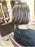 グレージュ