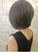大人可愛い前下がりボブ スモークグレー